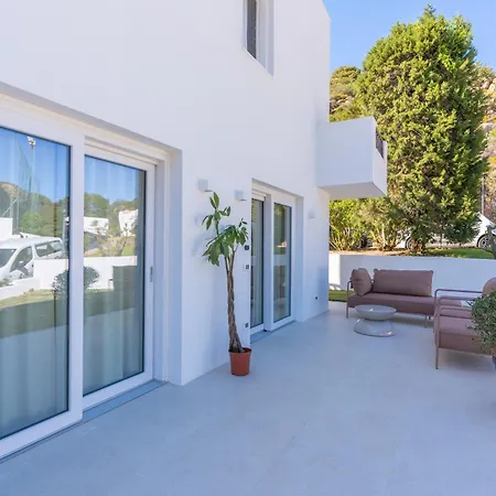 Il Borgo, Marina Homesuites, Poltu Quatu 포르투 세르보