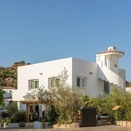 Il Borgo, Marina Homesuites, Poltu Quatu 4*