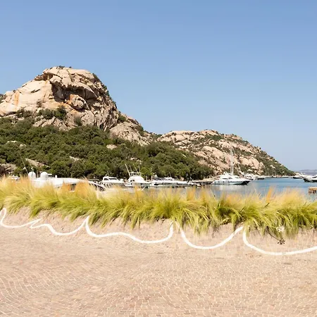 Il Borgo, Marina Homesuites, Poltu Quatu Aparthotel